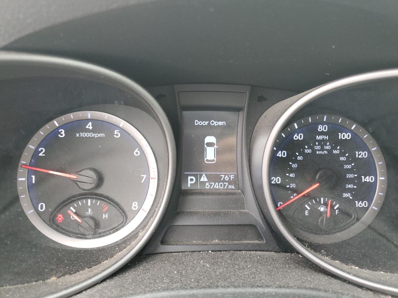 KM8SM4HF0GU134731 2016 Hyundai Santa Fe Se