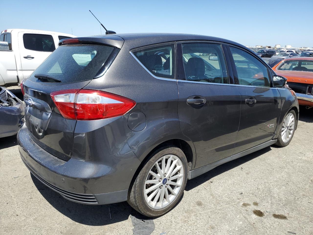 1FADP5CU2GL108823 2016 Ford C-Max Premium Sel