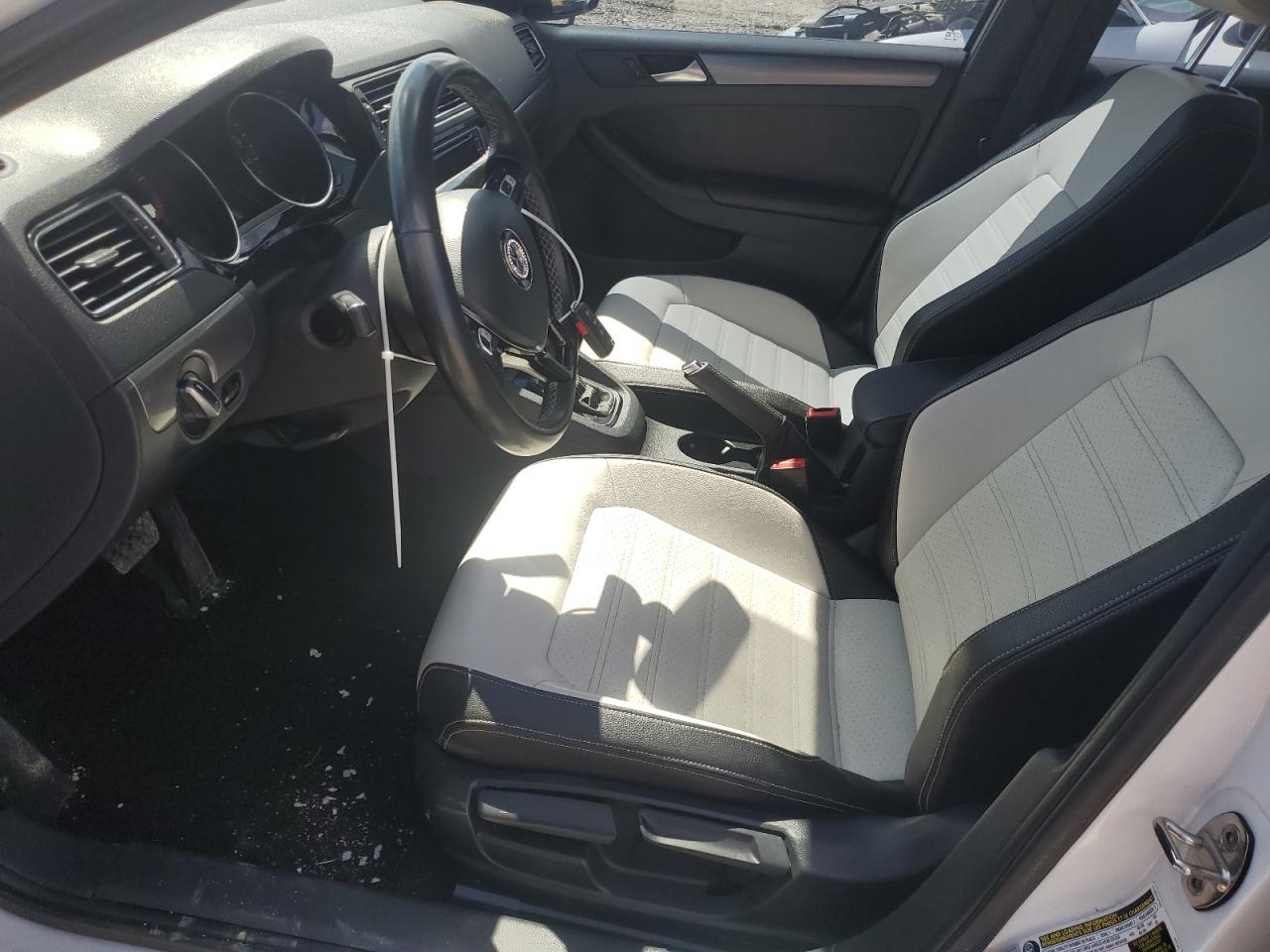 3VWD17AJ5GM346936 2016 Volkswagen Jetta Sport