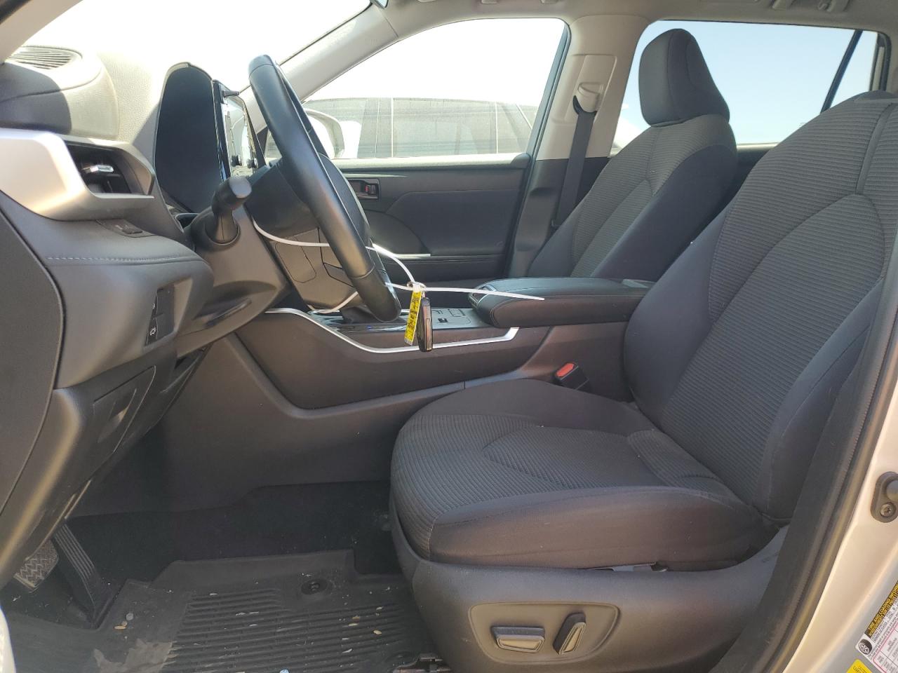 5TDBBRCH2NS554489 2022 Toyota Highlander Hybrid Le