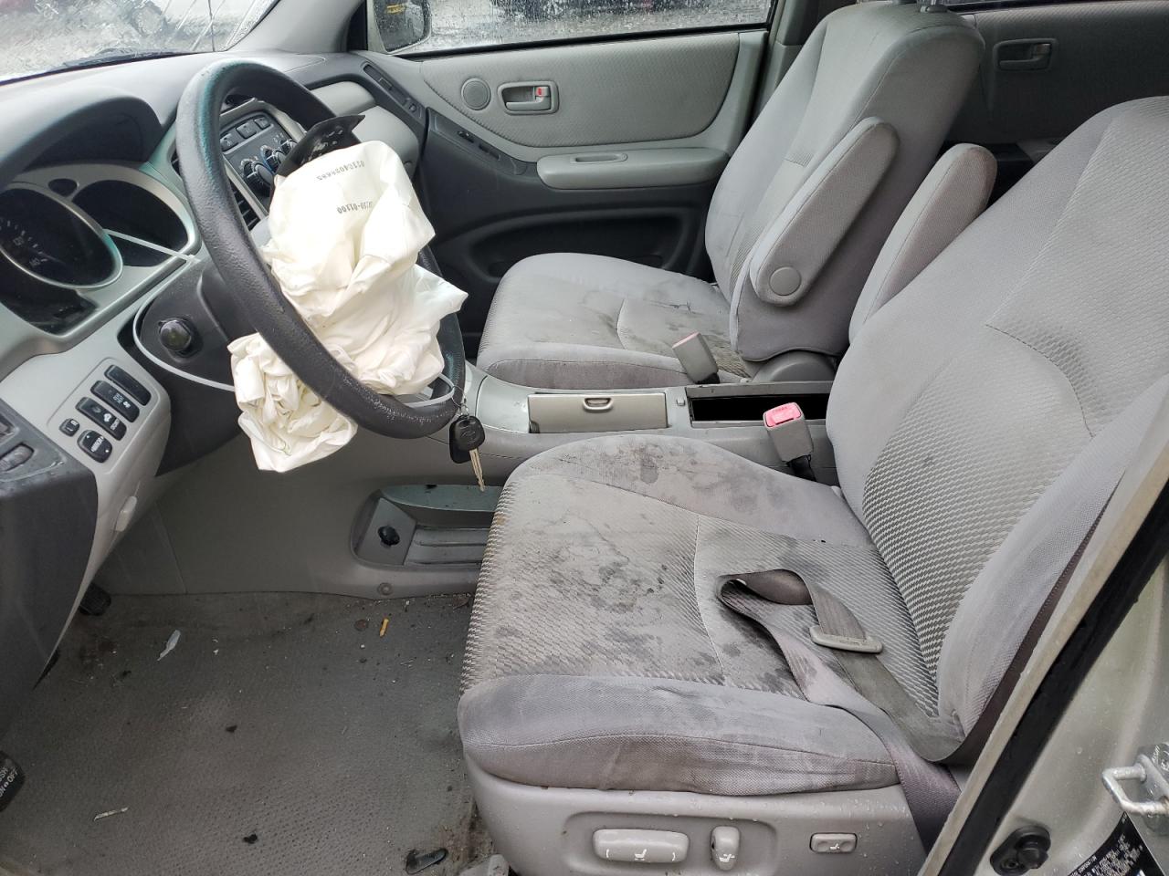 JTEEP21A140050010 2004 Toyota Highlander