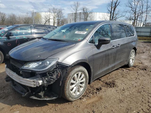 Lot #2471054137 2018 CHRYSLER PACIFICA T salvage car