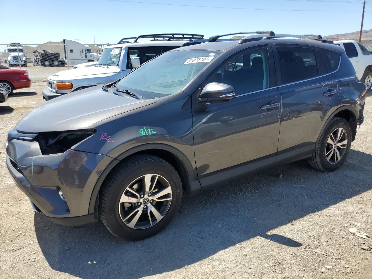 2T3WFREV8HW388362 2017 Toyota Rav4 Xle