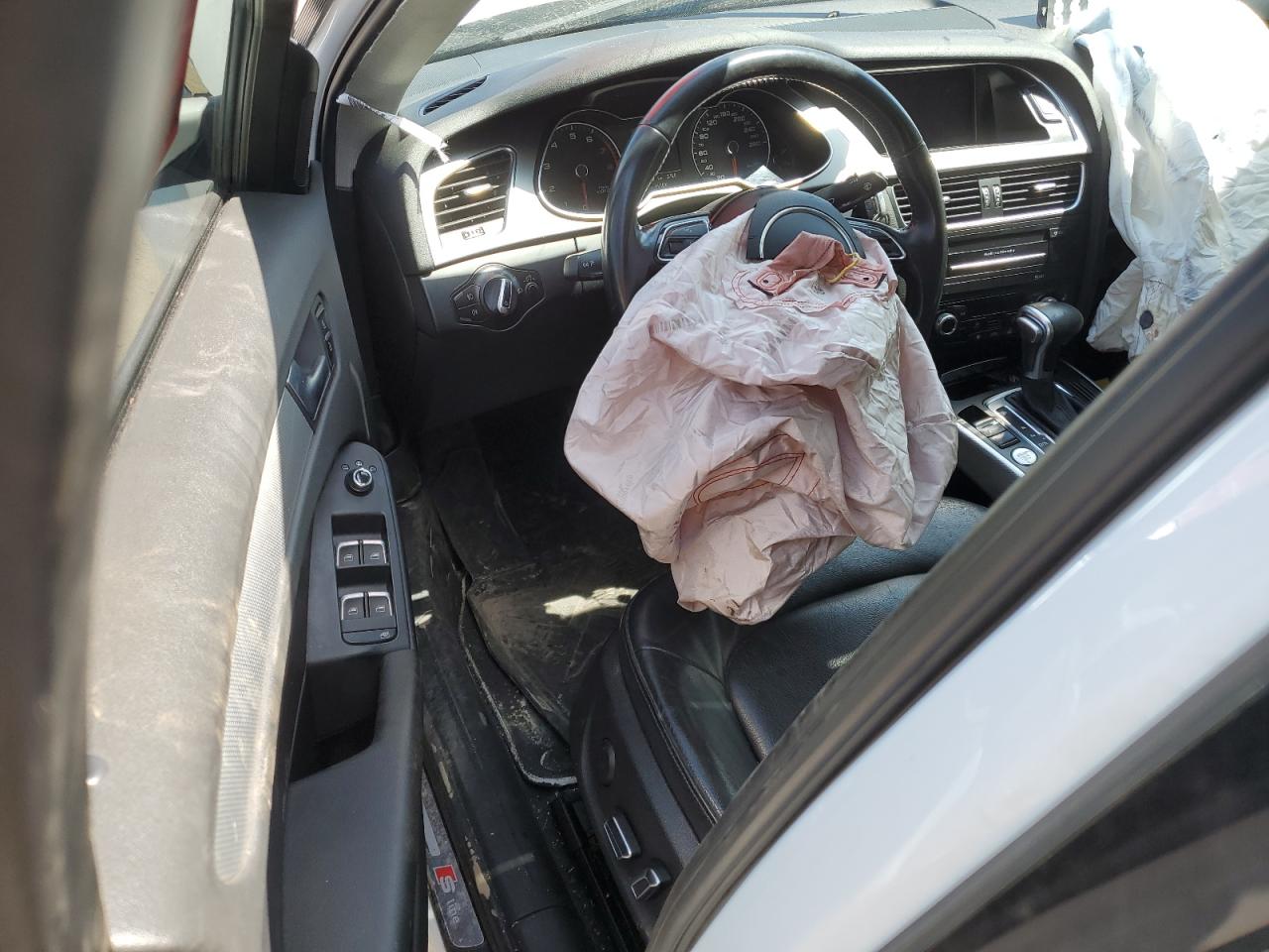 WAUFFCFL9FN025600 2015 Audi A4 Premium Plus