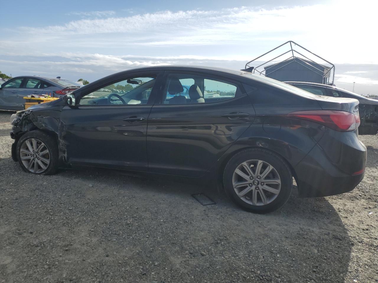 5NPDH4AE5GH658857 2016 Hyundai Elantra Se