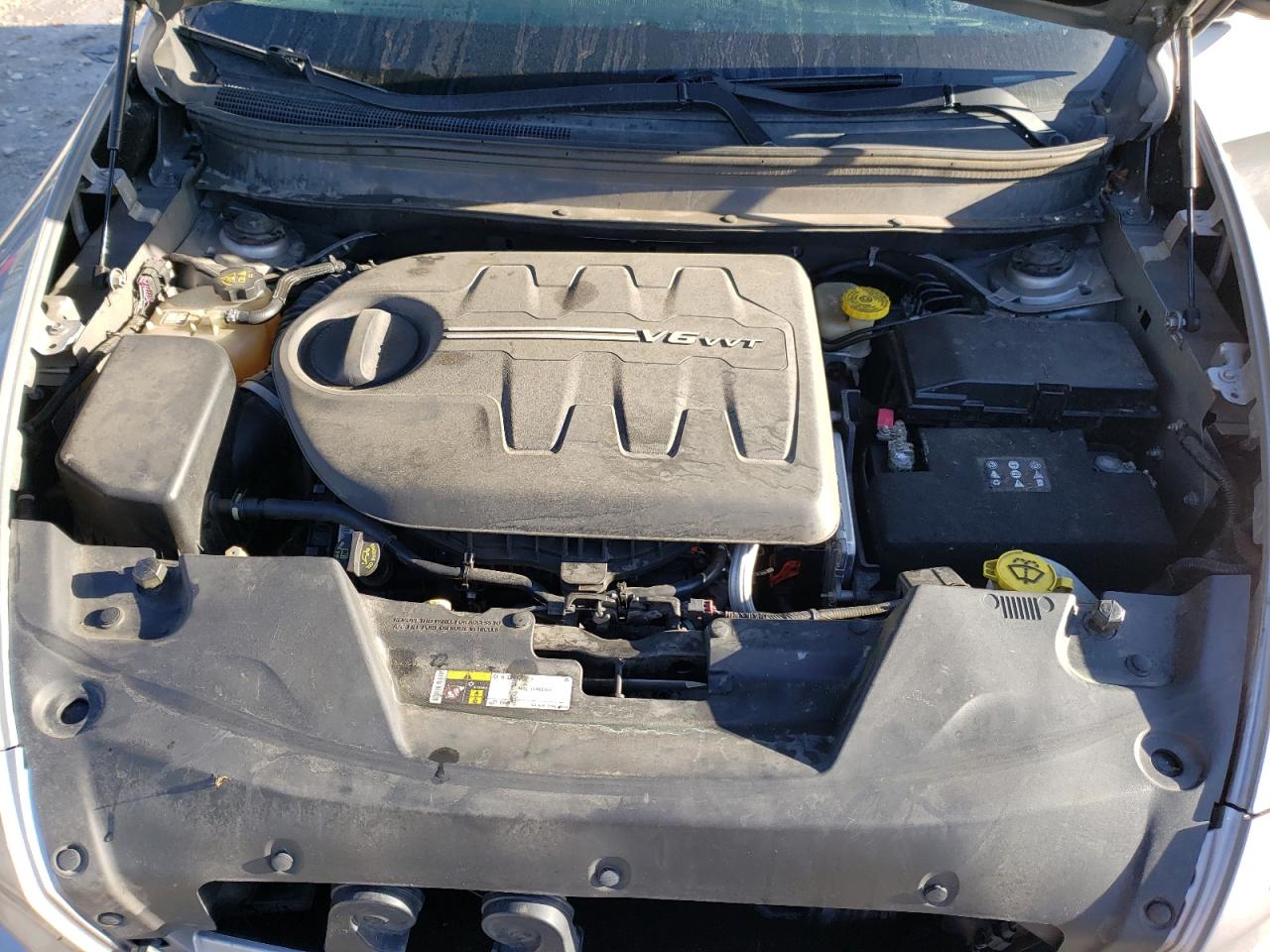 1C4PJLCS3EW319830 2014 Jeep Cherokee Latitude