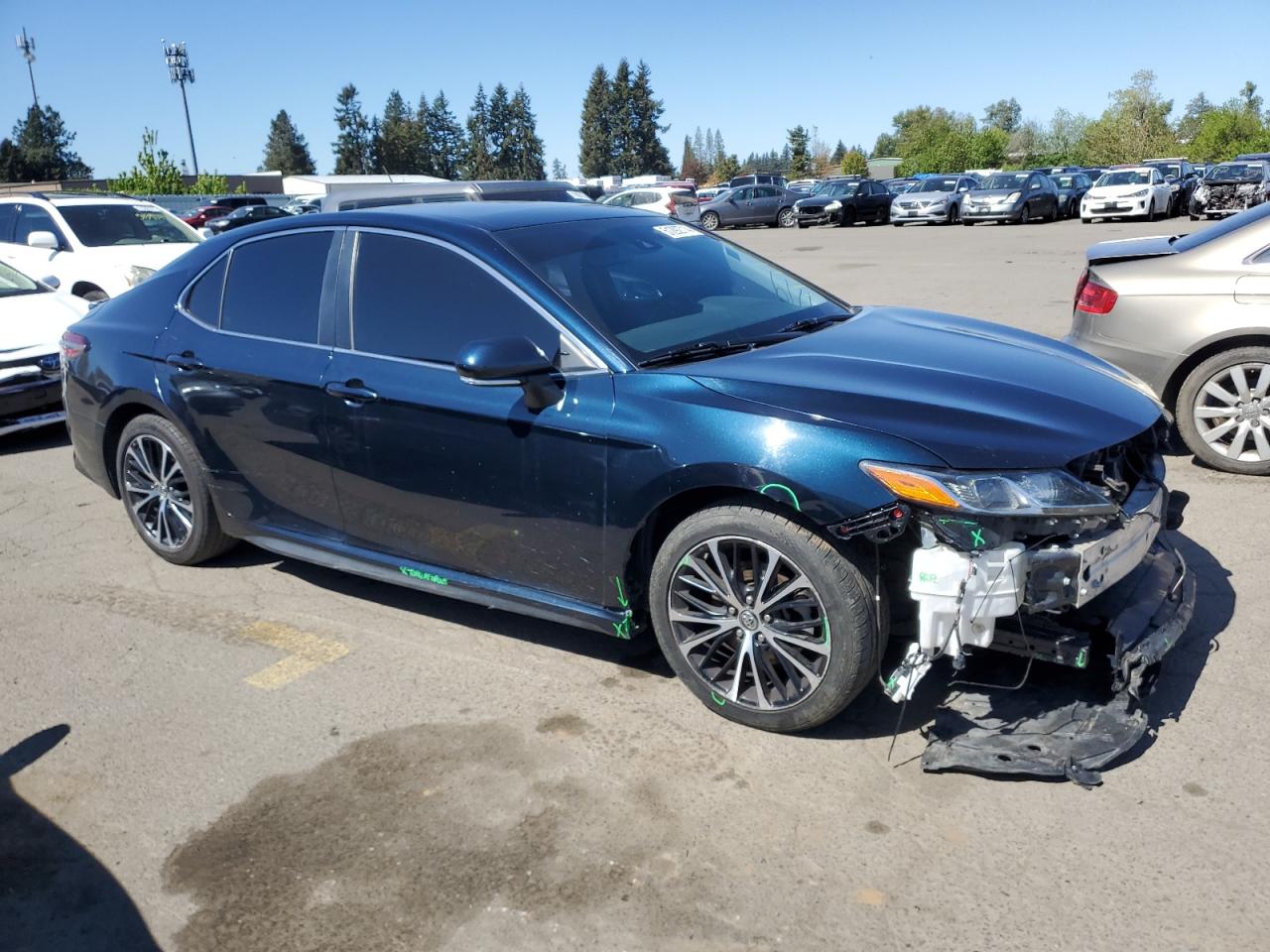 2019 Toyota Camry L vin: 4T1B11HK0KU839848