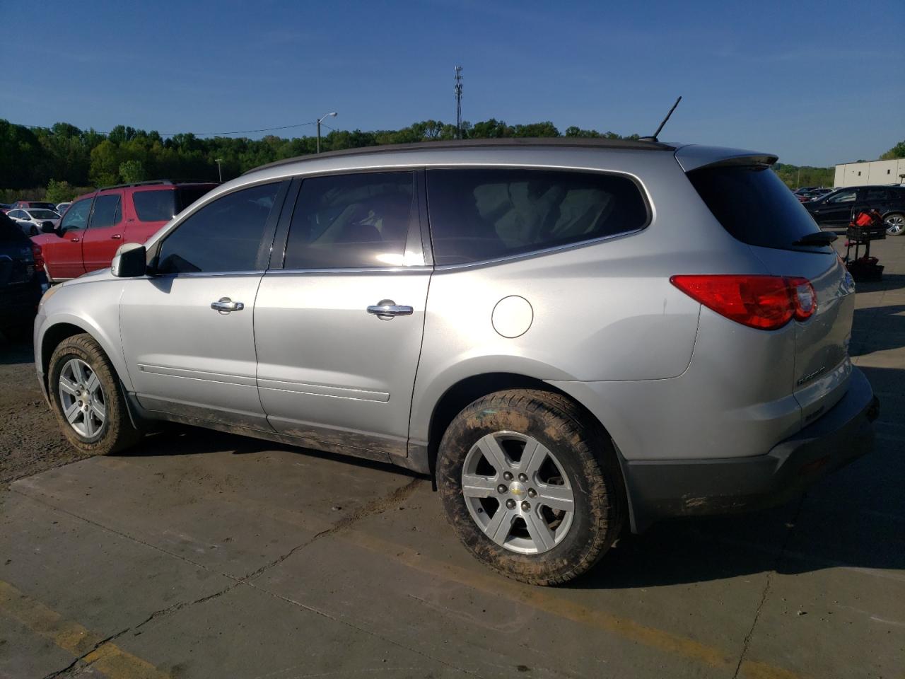 1GNLRGED0AS107957 2010 Chevrolet Traverse Lt