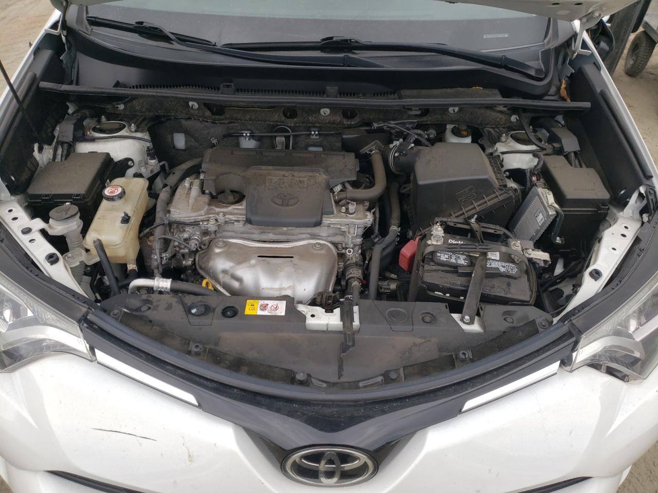 JTMWFREV1JJ158621 2018 Toyota Rav4 Adventure