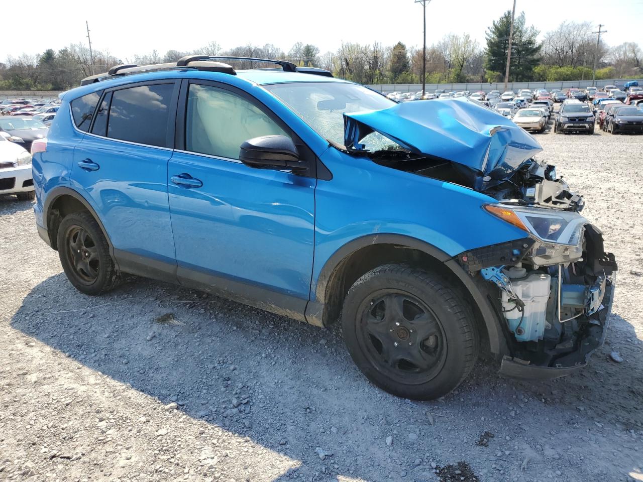 2017 Toyota Rav4 Le vin: JTMBFREV8HJ711886