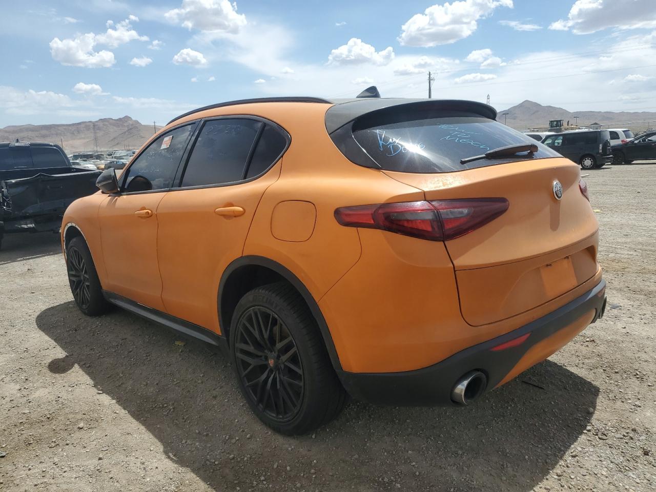 2018 Alfa Romeo Stelvio Ti vin: ZASFAKBN4J7B73760