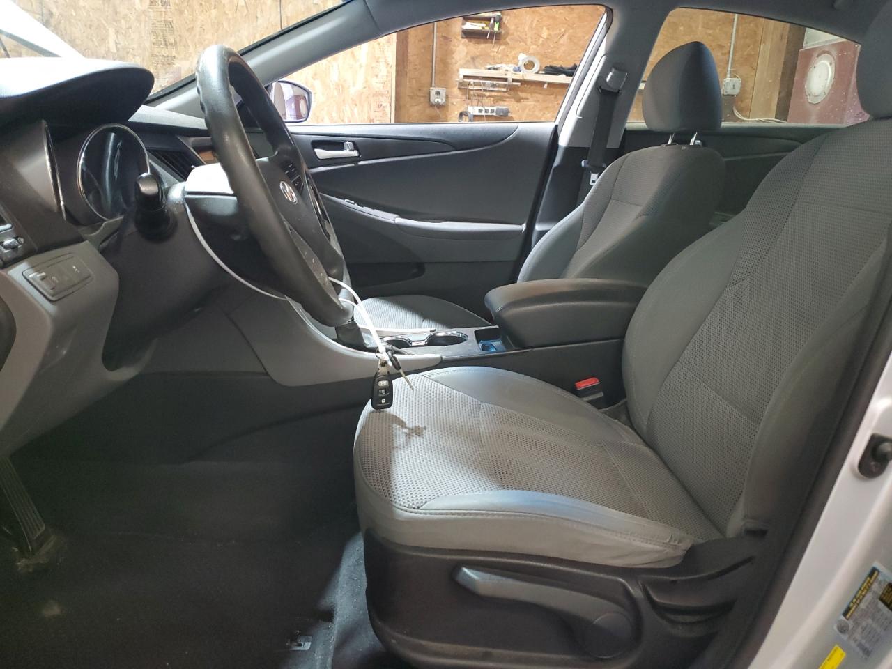 5NPEB4AC2DH637285 2013 Hyundai Sonata Gls