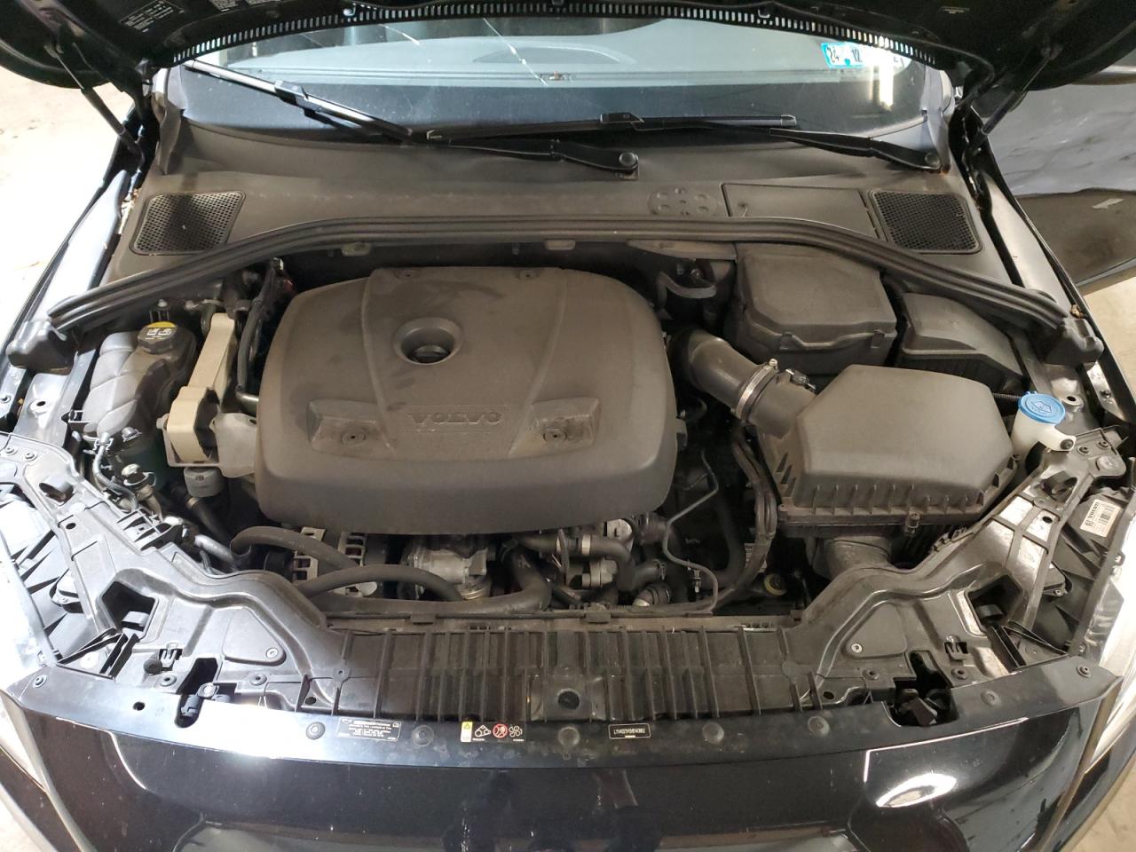 LYV402TM3HB140862 2017 Volvo S60 Platinum