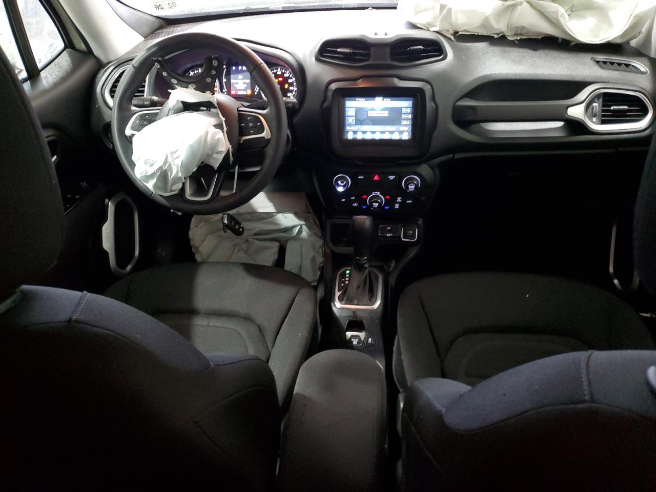 ZACNJABB1KPK94297 2019 Jeep Renegade Latitude
