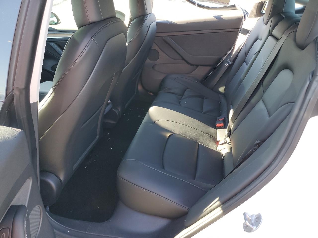 5YJ3E1EB1NF275366 2022 Tesla Model 3