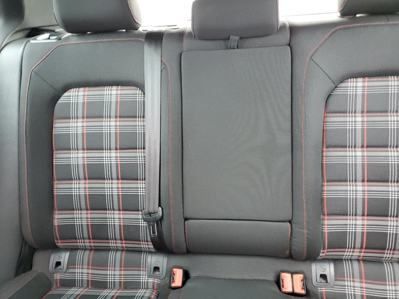 3VWYT7AU8FM054878 2015 Volkswagen Gti