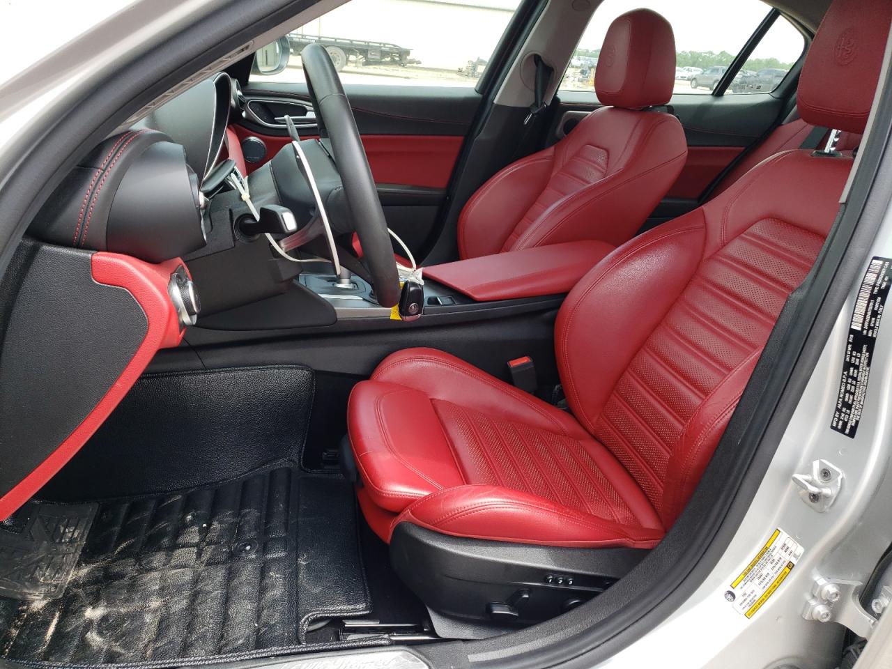 ZARFAEEN9J7597611 2018 Alfa Romeo Giulia Ti Q4