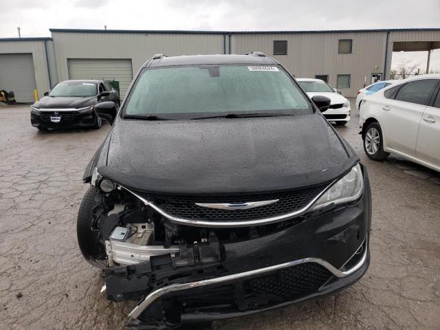 2017 Chrysler Pacifica - Image 5