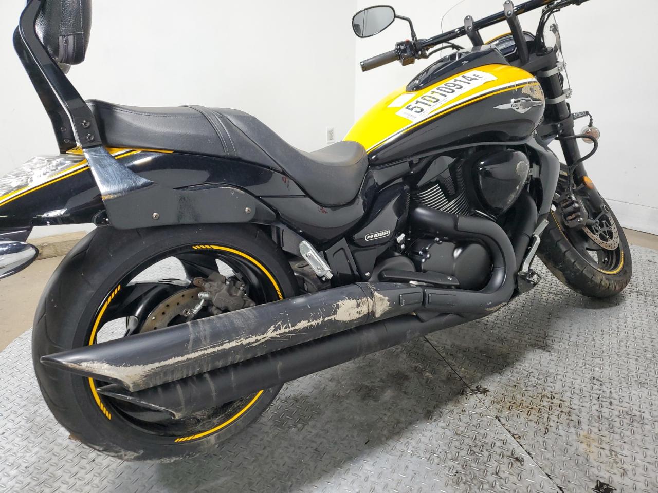 JS1VY53A0E2100928 2014 Suzuki Vzr1800