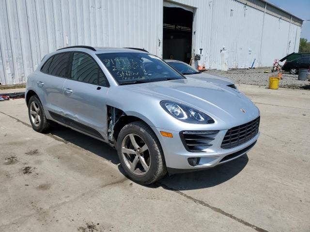 VIN WP1AA2A58JLB07710 2018 Porsche Macan no.4