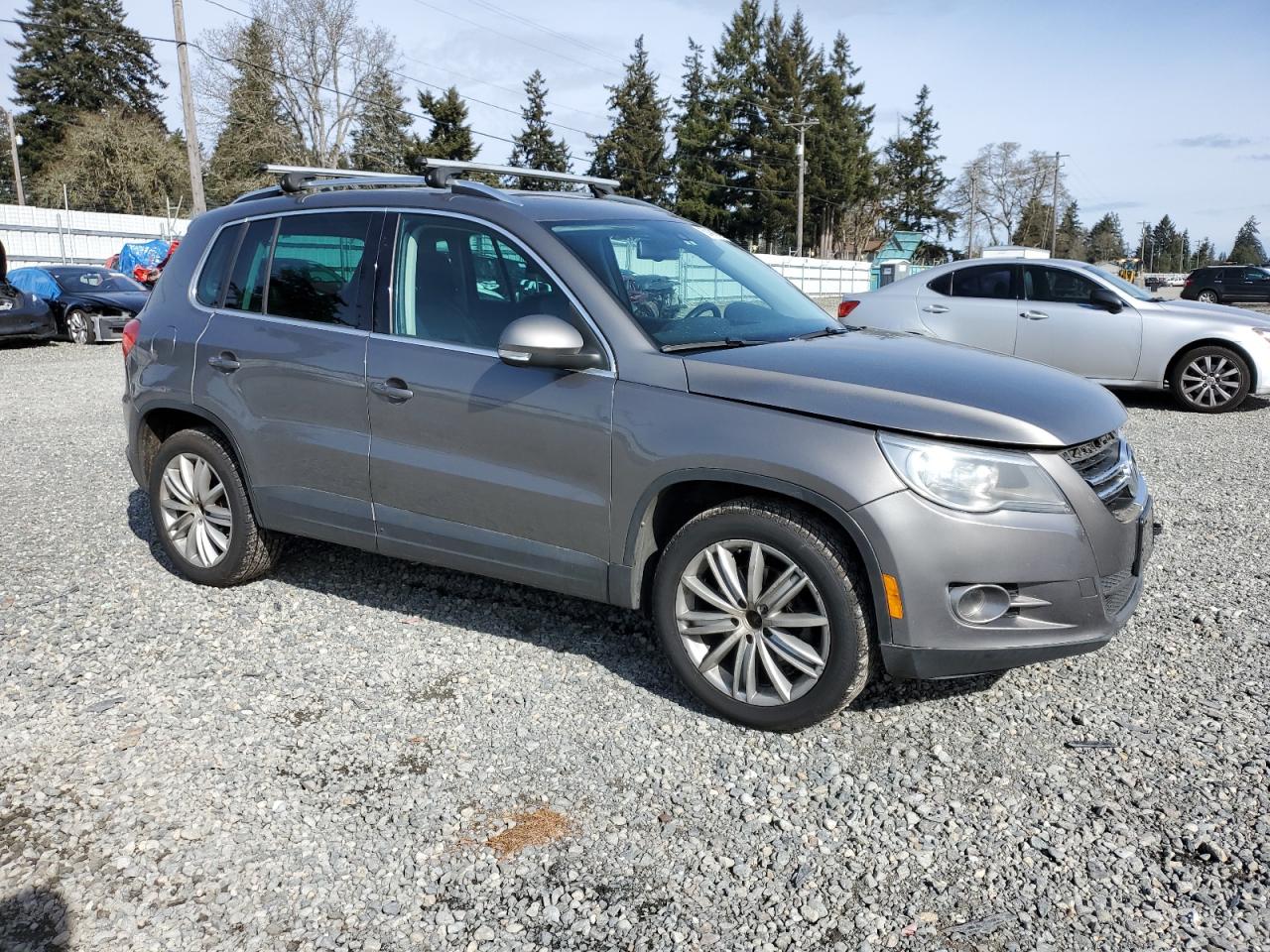 WVGBV95N39W518516 2009 Volkswagen Tiguan Se