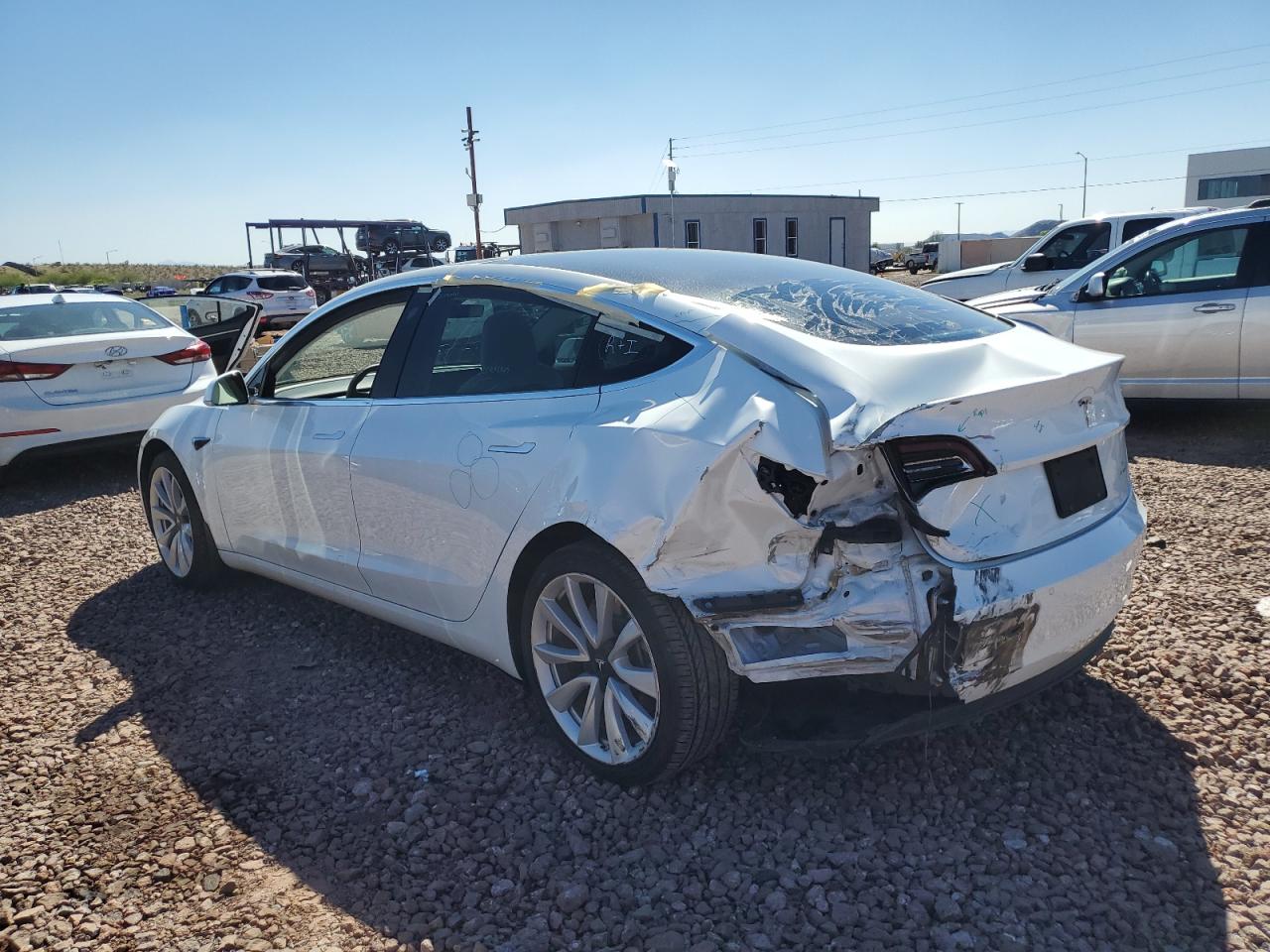 2019 Tesla Model 3 vin: 5YJ3E1EB0KF469561