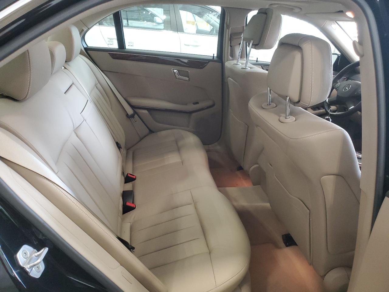 WDDHF8HB6BA474723 2011 Mercedes-Benz E 350 4Matic