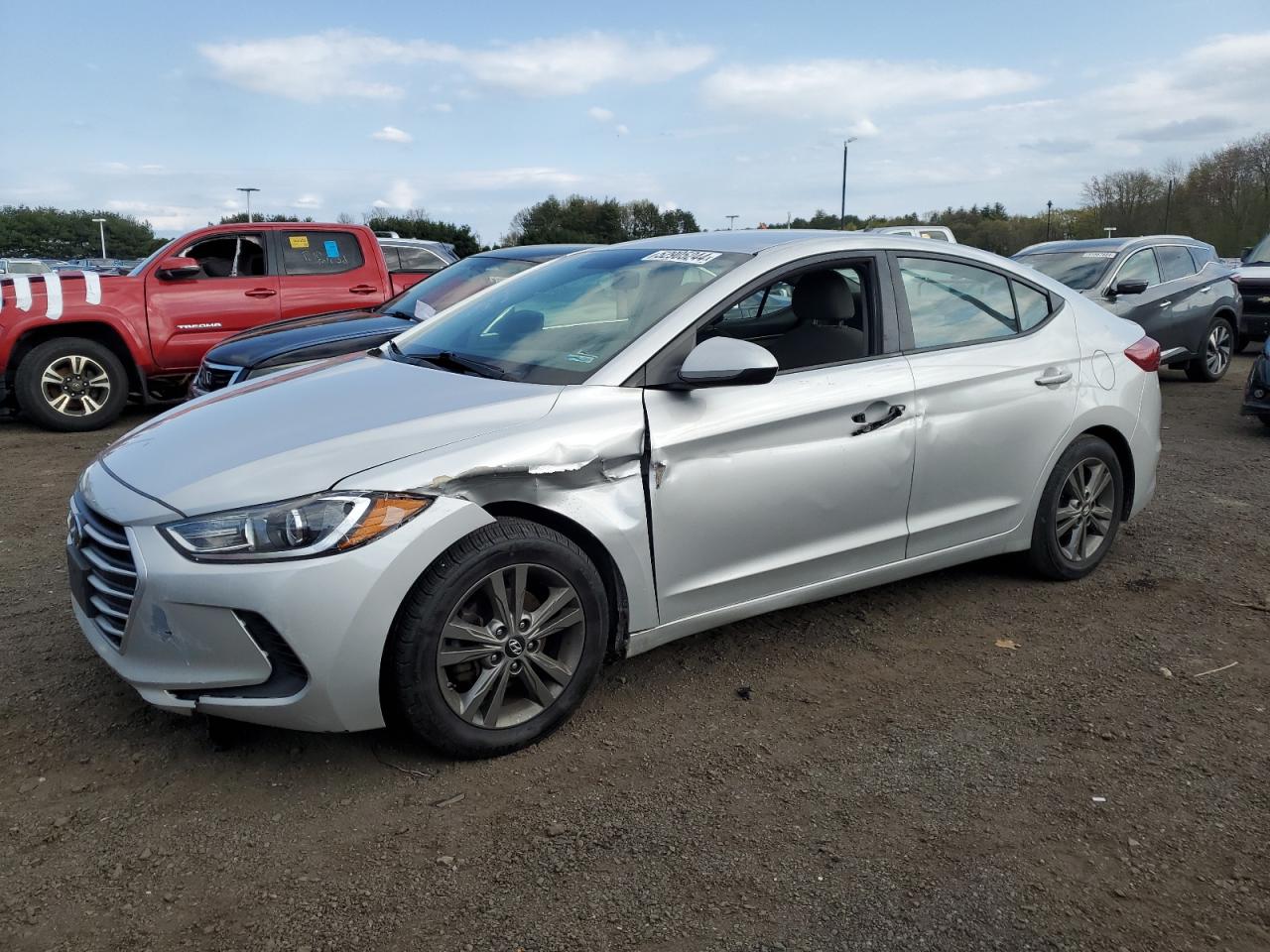 5NPD84LF6HH186658 2017 Hyundai Elantra Se