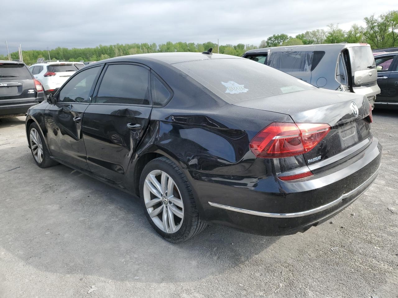 1VWLA7A39KC012867 2019 Volkswagen Passat Wolfsburg