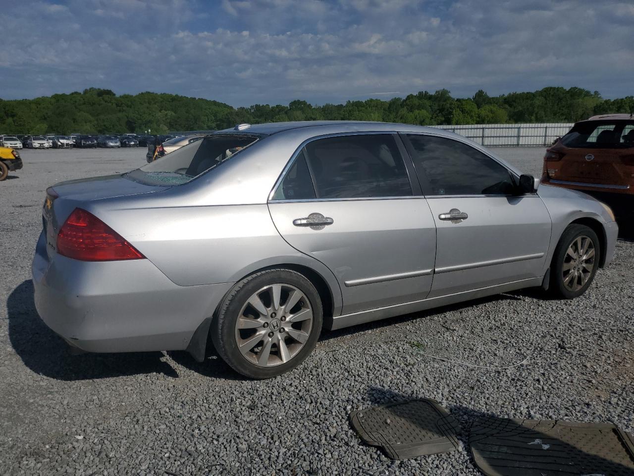 1HGCM66567A053699 2007 Honda Accord Ex