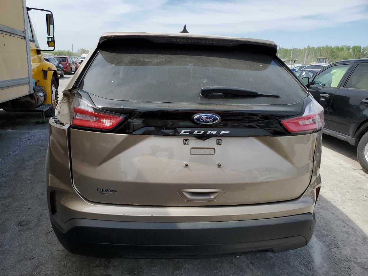 2FMPK3G95MBA54070 2021 Ford Edge Se