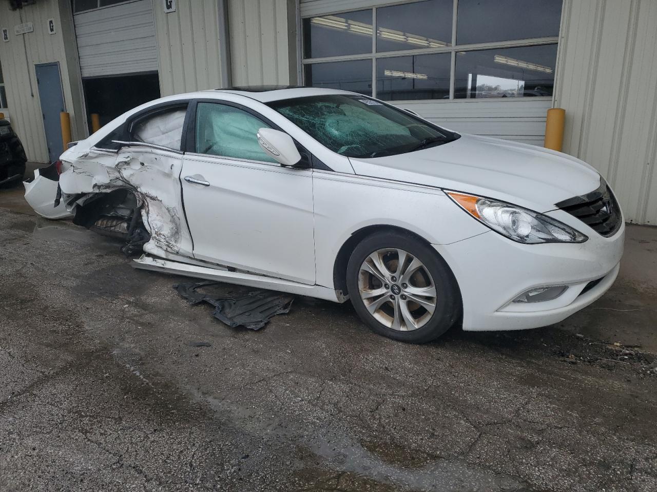 5NPEC4AC1DH514607 2013 Hyundai Sonata Se