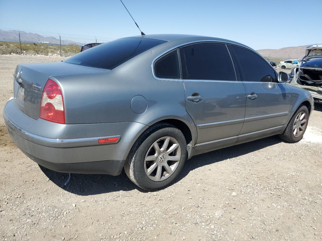 WVWPD63B04E297556 2004 Volkswagen Passat Gls