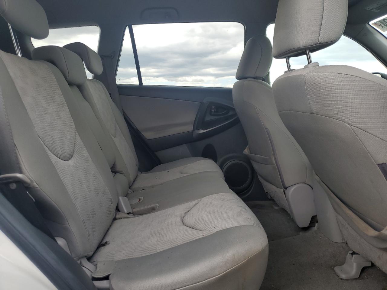 2T3BF4DV2BW146578 2011 Toyota Rav4