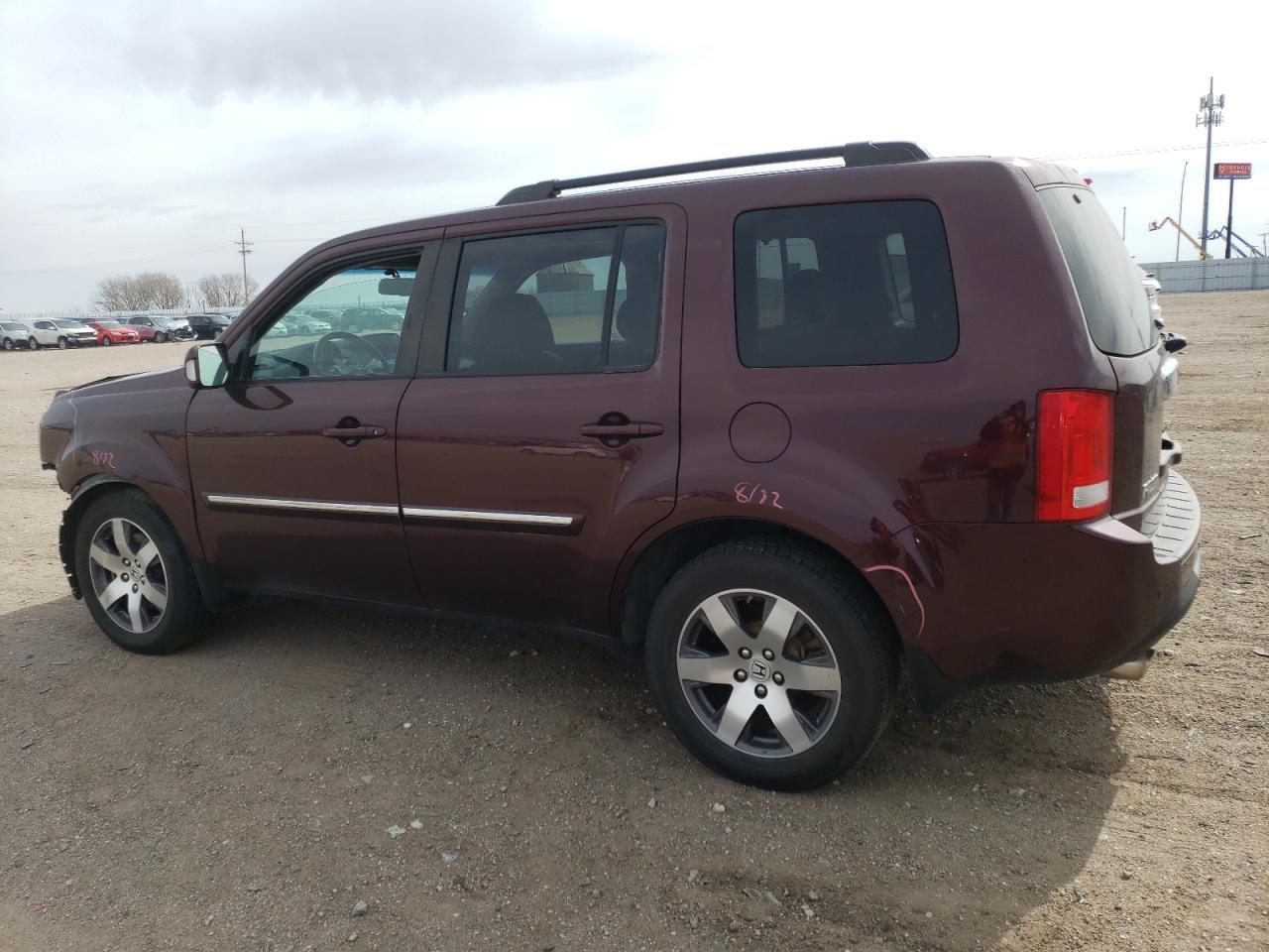 5FNYF4H90FB026815 2015 Honda Pilot Touring