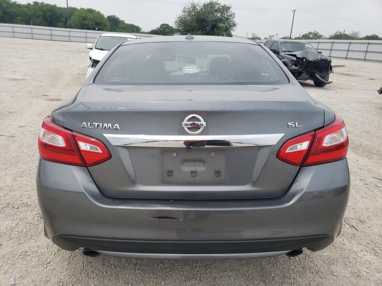 1N4AL3AP8GC132284 2016 Nissan Altima 2.5