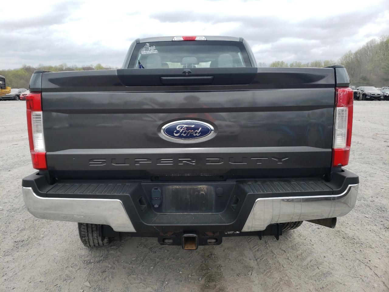 1FT7W2B66JEB33666 2018 Ford F250 Super Duty