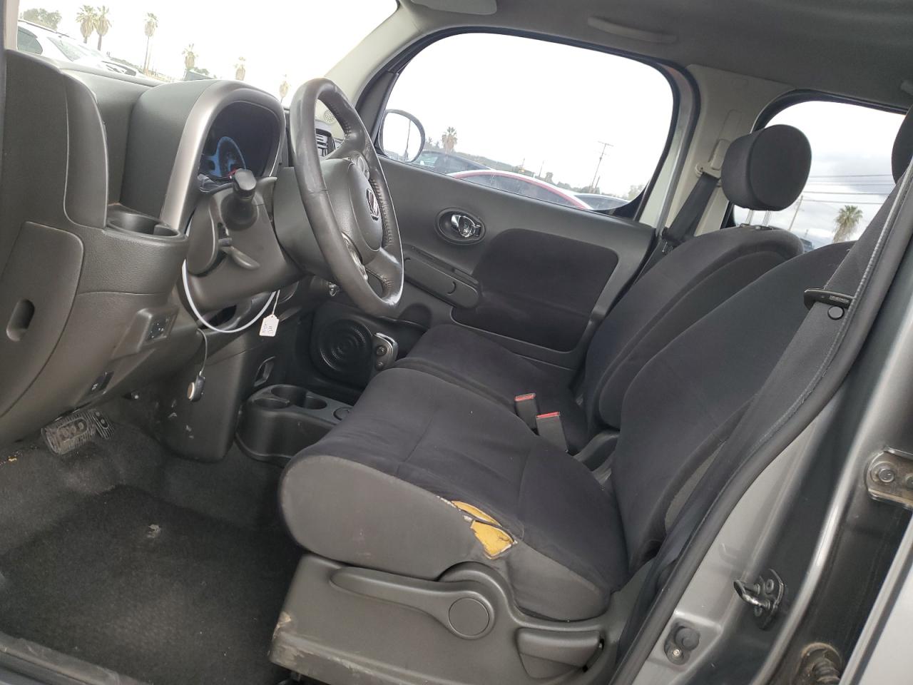 JN8AZ2KR8AT151027 2010 Nissan Cube Base