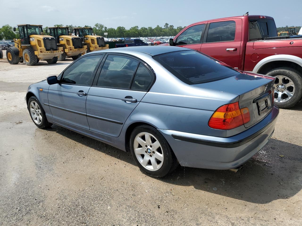 WBAET37424NJ82362 2004 BMW 325 I