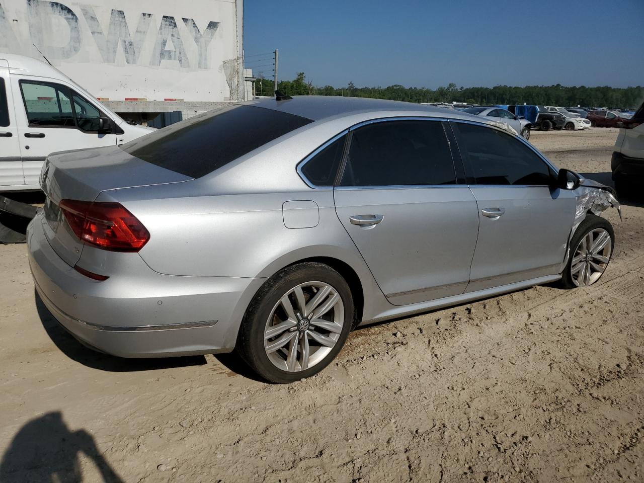 1VWCT7A39GC069412 2016 Volkswagen Passat Sel