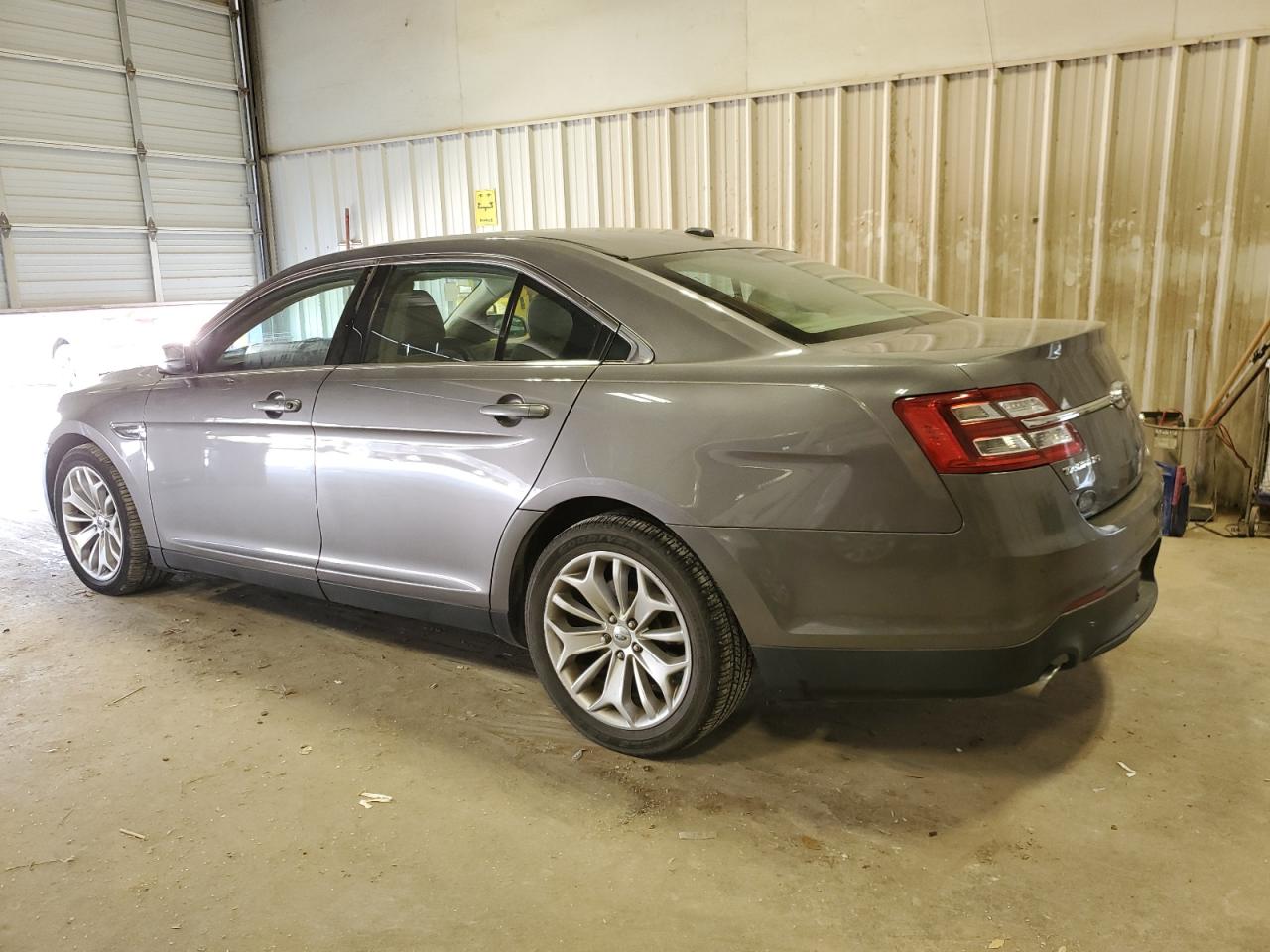 1FAHP2F82EG172090 2014 Ford Taurus Limited