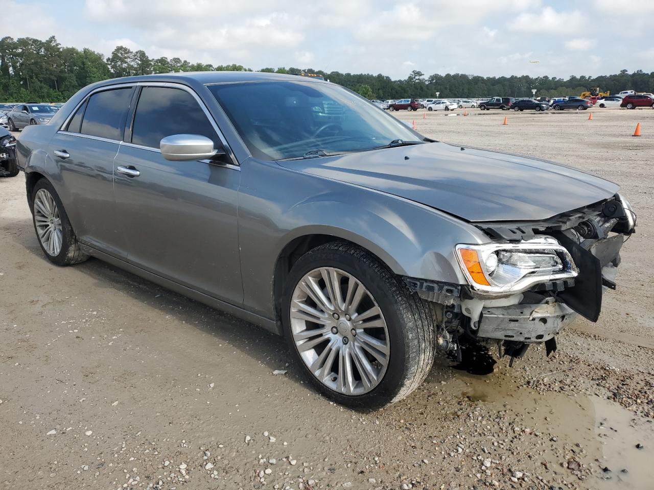 2C3CCAPT3CH311775 2012 Chrysler 300C Luxury