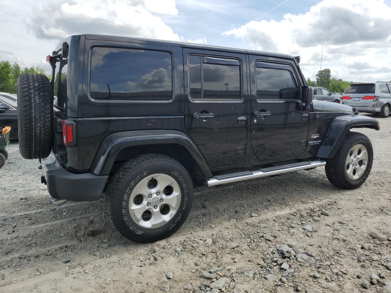 2015 Jeep Wrangler Unlimited Sahara vin: 1C4BJWEGXFL552210