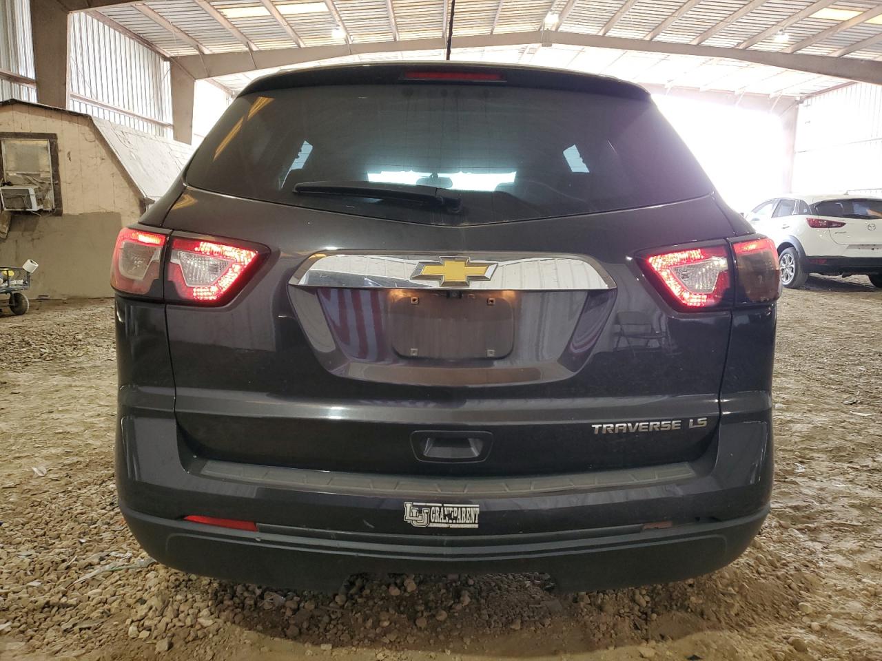 1GNKRFKDXFJ368598 2015 Chevrolet Traverse Ls