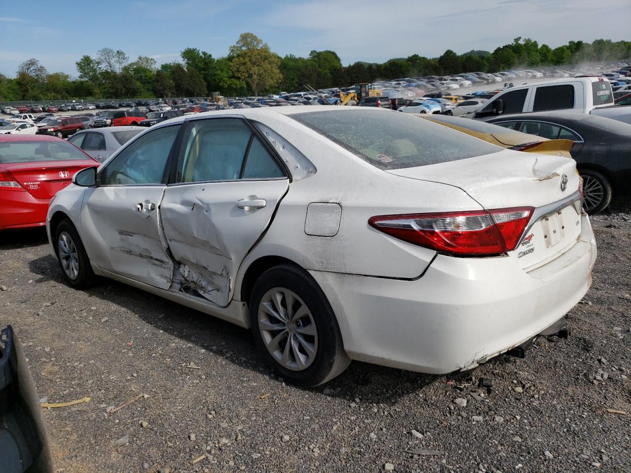 4T4BF1FK2FR500850 2015 Toyota Camry Le