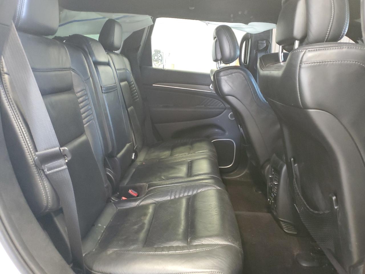 1C4RJFDJ9JC274601 2018 Jeep Grand Cherokee Srt-8