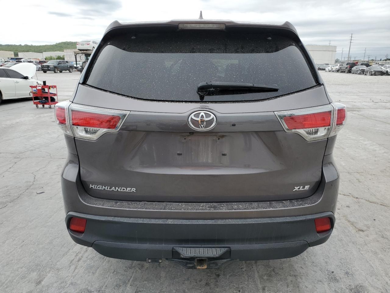 5TDKKRFH1FS099258 2015 Toyota Highlander Xle