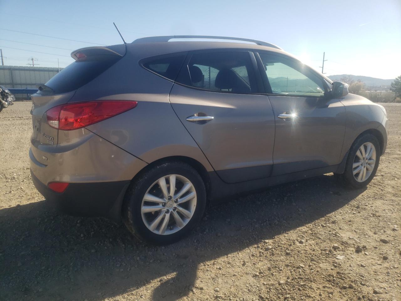 KM8JUCAC3CU367664 2012 Hyundai Tucson Gls