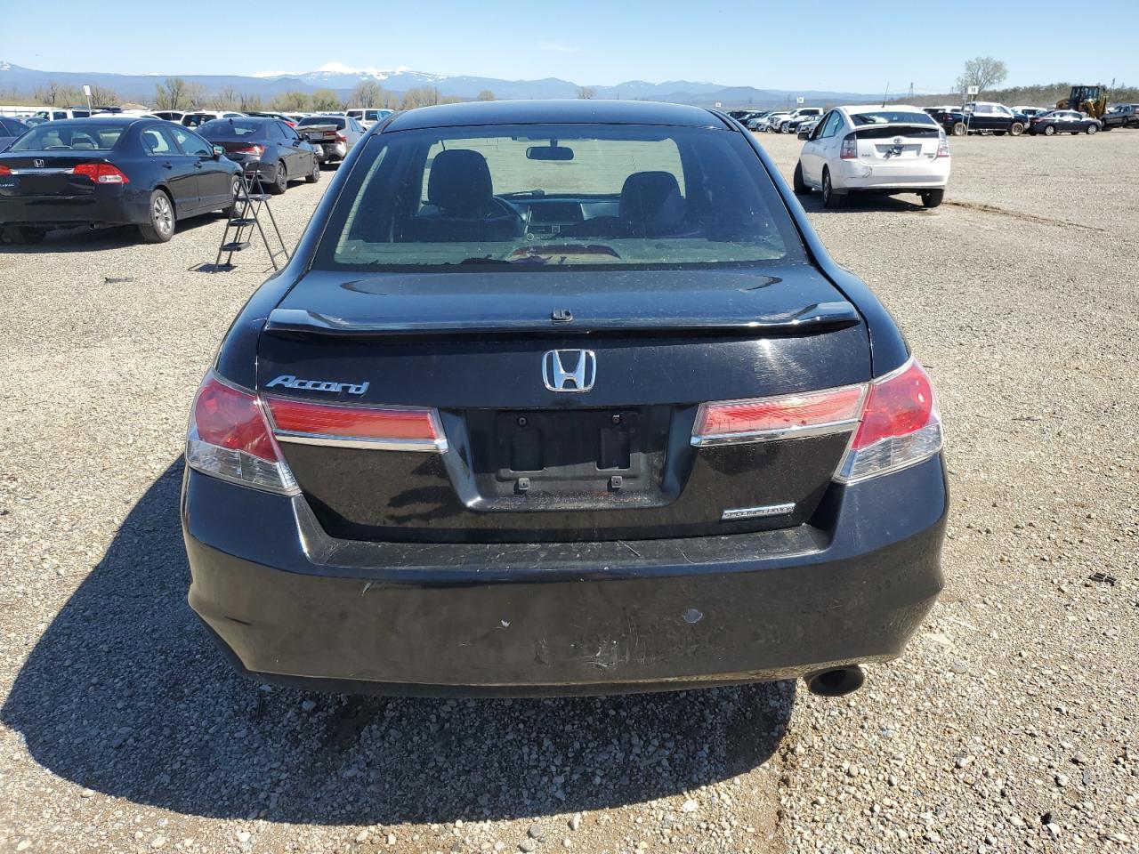 1HGCP2F6XBA124369 2011 Honda Accord Se