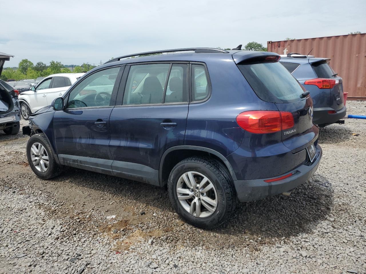 2015 Volkswagen Tiguan S vin: WVGAV7AX0FW573699